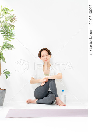 女人伸展 116840045