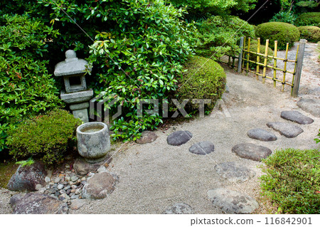 Grave of the Matsue feudal lord, Moonlit tea room Grave of the Matsue feudal lord, Moonlit tea room 116842901