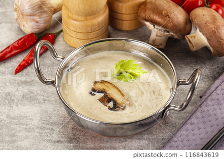 Delicous mushroom champignon cream soup 116843619