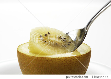 Gold Kiwi (Sun Gold) 116844563