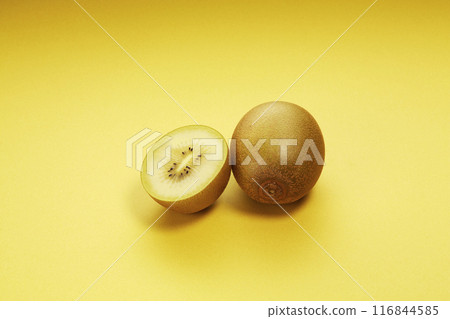 Gold Kiwi (Sun Gold) Gold Kiwi (Sun Gold) 116844585
