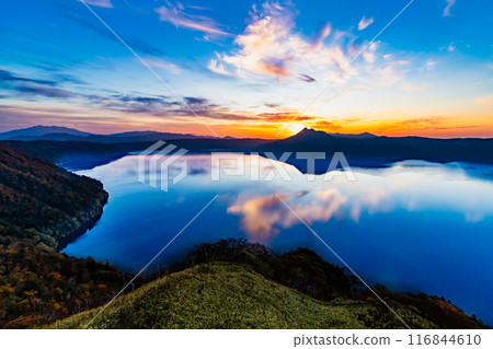 北海道摩週湖的黎明 116844610