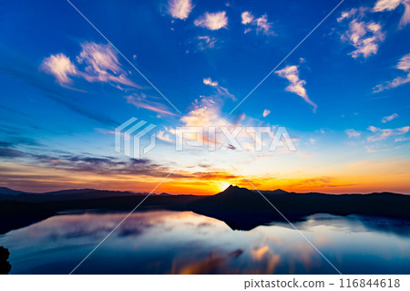 Lake Mashu at dawn, Hokkaido Lake Mashu at dawn, Hokkaido 116844618
