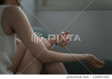 Image of stimulants, stimulants, drug addiction, drug abuse, drug addiction (syringe) 116845362