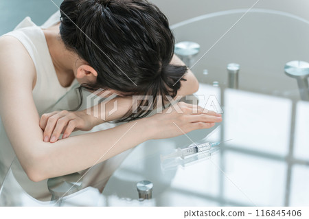 Image of stimulants, stimulants, drug addiction, drug abuse, drug addiction (syringe) Image of stimulants, stimulants, drug addiction, drug abuse, drug addiction (syringe) 116845406