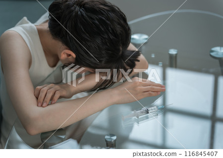 Image of stimulants, stimulants, drug addiction, drug abuse, drug addiction (syringe) Image of stimulants, stimulants, drug addiction, drug abuse, drug addiction (syringe) 116845407