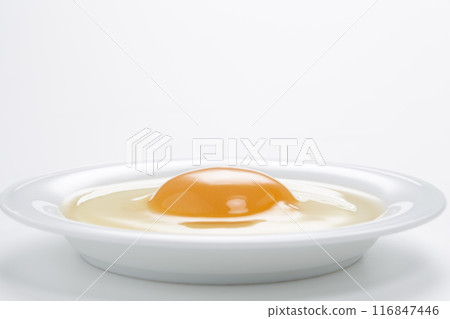 Raw eggs, real organic eggs, eggs, eggs, eggs Raw eggs, real organic eggs, eggs, eggs, eggs 116847446