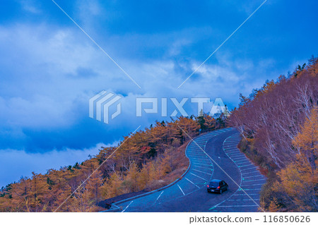(Shizuoka Prefecture) Mount Fuji Fujinomiya Trailhead Fifth Station Parking Lot and the Sea of Clouds Below 116850626