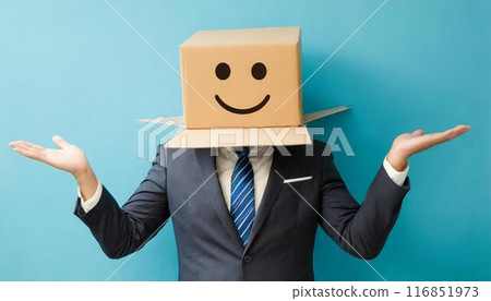 商人戴著紙箱,不想露出他的臉 商人戴著紙箱,不想露出他的臉 116851973