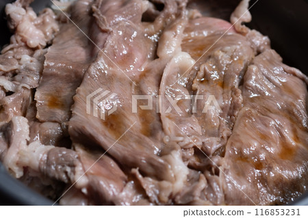 壽喜燒牛肉(日本牛肉)圖像 壽喜燒牛肉(日本牛肉)圖像 116853231