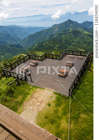 夏季的志賀高原，橫手山頂觀景台 116854092