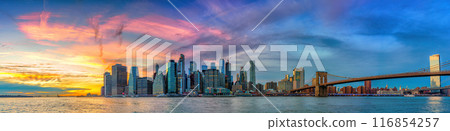 View on Manhattan at sunset View on Manhattan at sunset 116854257