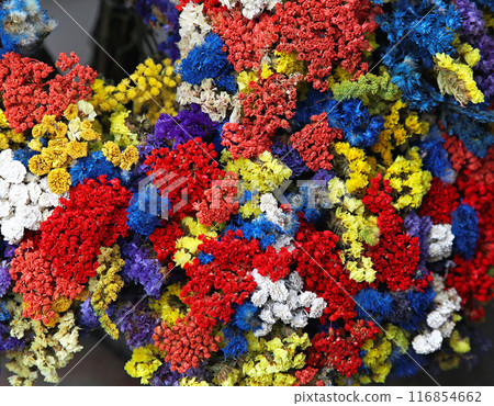 Dried flowers Dried flowers 116854662