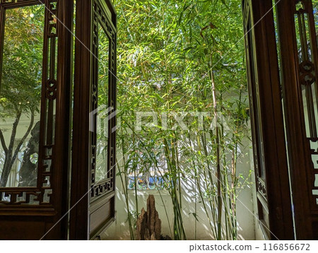 Portland, Oregon, USA - 07.10.2024: The famous Chinese Lan Su Garden. Interior of a tea house Portland, Oregon, USA - 07.10.2024: The famous Chinese Lan Su Garden. Interior of a tea house 116856672