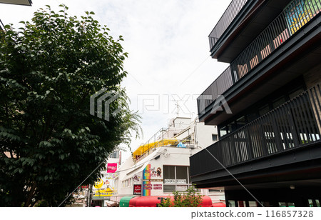 From the back of Uniqlo and IKEA to Takeshita Street, Harajuku, clear summer sky, Shibuya Ward, Tokyo From the back of Uniqlo and IKEA to Takeshita Street, Harajuku, clear summer sky, Shibuya Ward, Tokyo 116857328