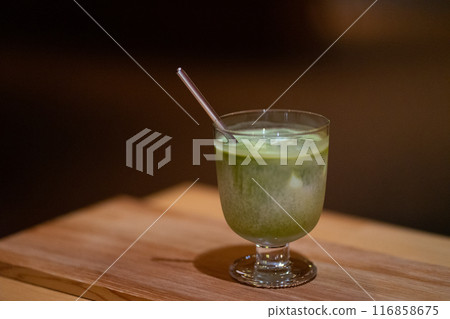 冷抹茶牛奶 116858675