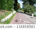 cycle path through the city 116858981