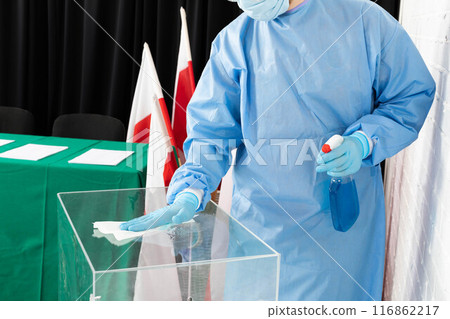 Disinfection of the room and the ballot box just before the election of the President of Poland. 116862217
