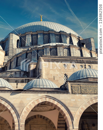 Suleymaniye Mosque architecture details with main dome. Suleymaniye mosque is built by Mimar Sinan during Ottoman Empire era. Suleymaniye Mosque architecture details with main dome. Suleymaniye mosque is built by Mimar Sinan during Ottoman Empire era. 116862508