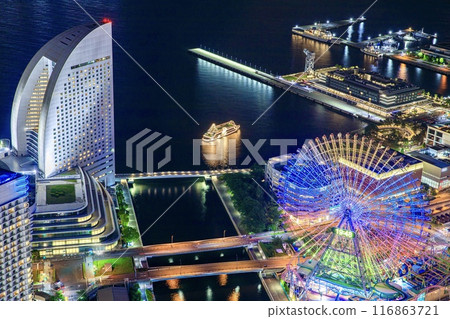Night view from the Landmark Tower in Yokohama (towards Cosmo World) 116863721