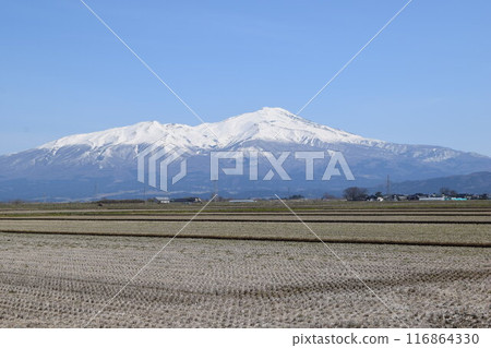 Mount Chokai, one of Japan's 100 famous mountains, Yamagata Prefecture 116864330