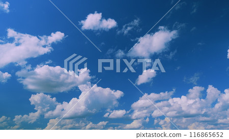 Sky Replacement. Sky With Blue And Pink Clouds. Heaven Backdrop. Picturesque Panoramic Scenery. 116865652