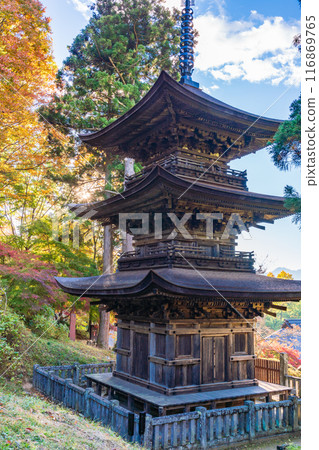 [Nagano Prefecture] Daihoji Temple Three-story Pagoda National Treasure 116869765