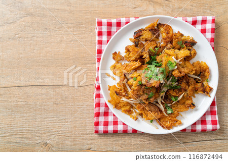 Crispy fried mussel pancake with egg Crispy fried mussel pancake with egg 116872494