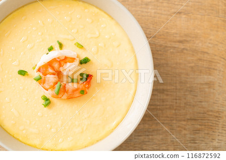 Steamed egg with shrimp and spring onions 116872592