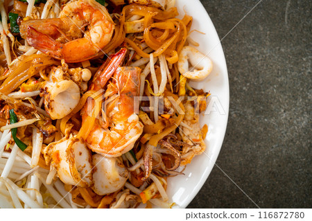 Pad Thai Seafood - Stir fried noodles with shrimps, squid or octopus and tofu Pad Thai Seafood - Stir fried noodles with shrimps, squid or octopus and tofu 116872780