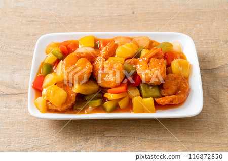 Stir-fried sweet and sour with fried shrimp 116872850