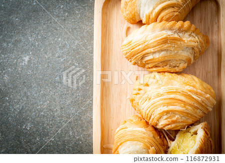 curry puff stuffed beans on plate curry puff stuffed beans on plate 116872931
