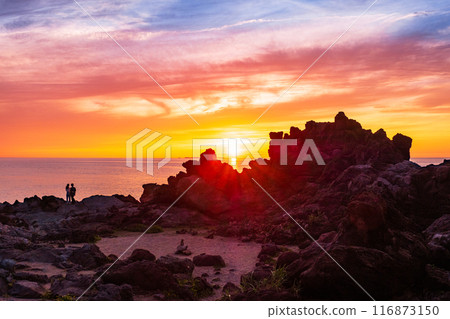 Sixteen Rakan Rocks - Evening Scenery Sixteen Rakan Rocks - Evening Scenery 116873150