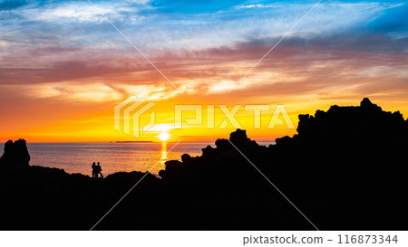 Sixteen Rakan Rocks - Evening Scenery 116873344