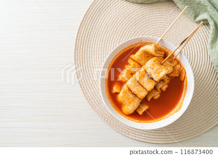 Odeng - Korean fish cake skewer in Korean spicy soup 116873400