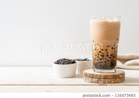 Taiwan milk tea with bubbles 116873665