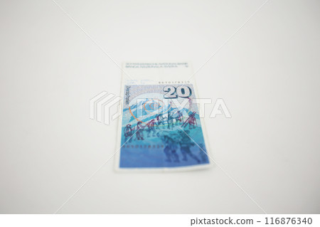 白色背景中的一點舊世界貨幣系列瑞士法郎 116876340
