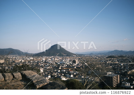 冬季從丸龜城看到的街景素材 116876922