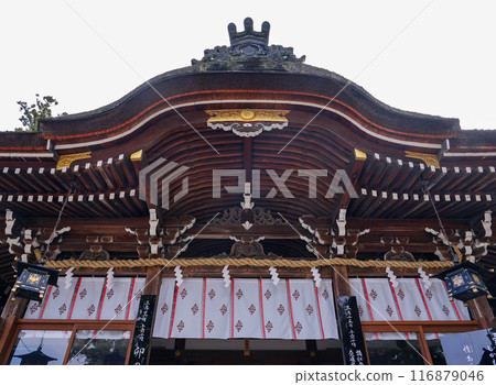 Worship hall: Ogami Shrine, also known as Miwa Myojin, said to be the oldest in Japan (Sakurai City, Nara Prefecture) Worship hall: Ogami Shrine, also known as Miwa Myojin, said to be the oldest in Japan (Sakurai City, Nara Prefecture) 116879046