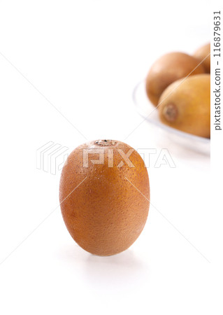 Fresh gold kiwi Fresh gold kiwi 116879631