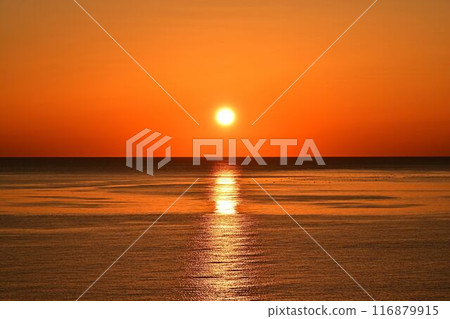 Sunset over the sea Sunset over the sea 116879915