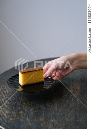 中年婦女與朋友玩得很開心 116883094