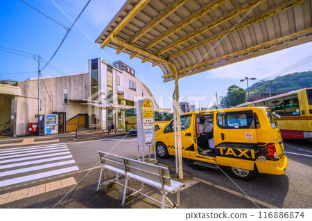 Oiso cityscape in Japan in July. View of the north exit of Ninomiya Station on the JR Tokaido Main Line and the taxi stand, etc. = July 22, 2024 116886874