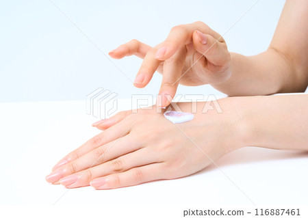 Hand care woman hand 116887461