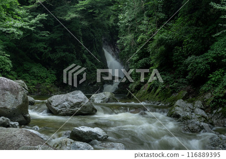 Waterfall in the Ojiro River Valley, Hokuto City 116889395