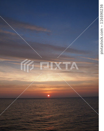 Sunrise from the Oarai-Tomakomai ferry 116890236