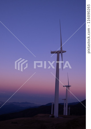 風車染上朝霞 風車染上朝霞 116890265