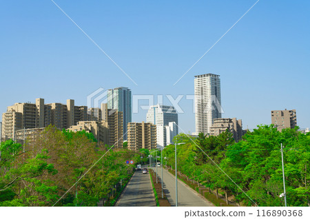 [大阪府]4月：北千里站週邊的街景 116890368