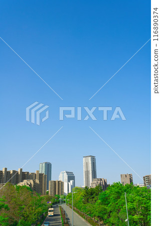 [大阪府]4月：北千里站週邊的街景 116890374