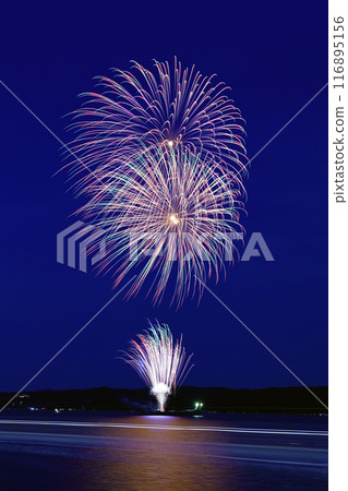 Gorgeous fireworks that light up the summer night sky: Keino Matsubara Fireworks Festival 116895156